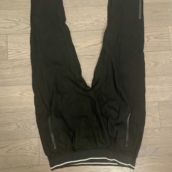 DKNY black pants with side leather pockets with zippers and elastic waist size L - Picture 1 of 6